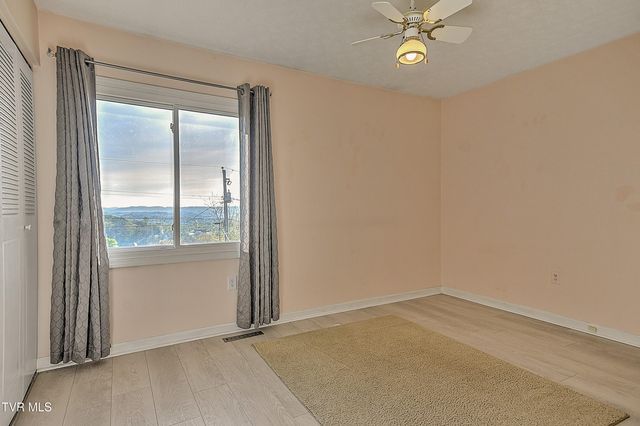 1023 Starling Drive, Kingsport, TN 37660