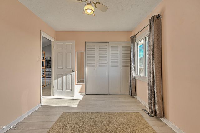1023 Starling Drive, Kingsport, TN 37660