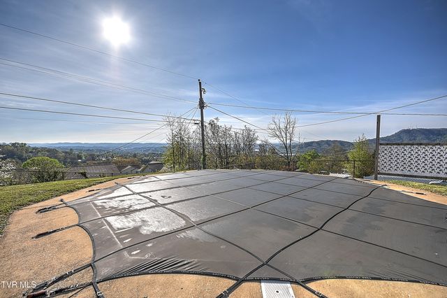 1023 Starling Drive, Kingsport, TN 37660