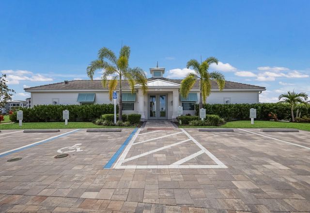 10748 KLEE AVENUE, Bradenton, FL 34212