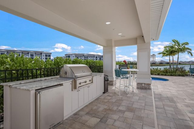 10748 KLEE AVENUE, Bradenton, FL 34212