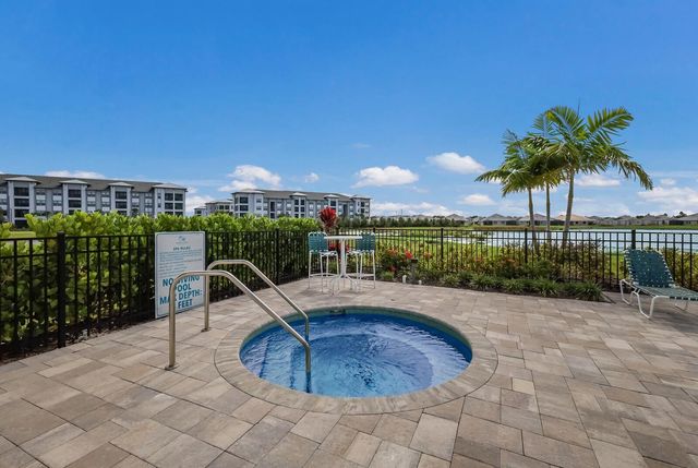 10748 KLEE AVENUE, Bradenton, FL 34212