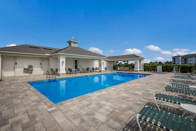 10748 KLEE AVENUE, Bradenton, FL 34212