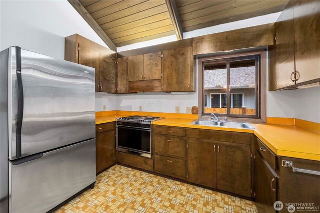 22145 N Clear Lake Boulevard SE, Yelm, WA 98597