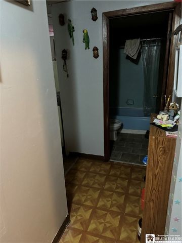 609 East 8th Street, Jamestown, NY 14701