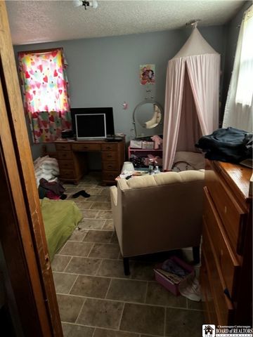 609 East 8th Street, Jamestown, NY 14701