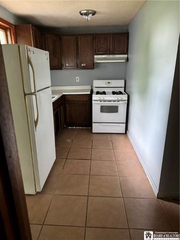 609 East 8th Street, Jamestown, NY 14701