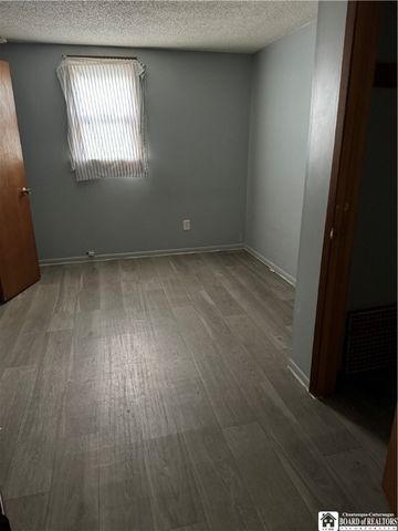 609 East 8th Street, Jamestown, NY 14701