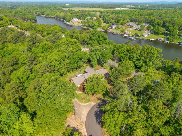 179 Oxford Street, Hot Springs, AR 71913