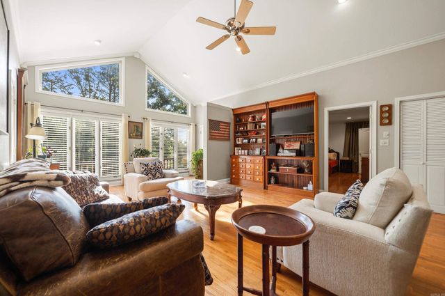 179 Oxford Street, Hot Springs, AR 71913