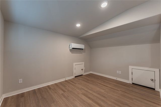 1313 S Van Buren Avenue, Fayetteville, AR 72701