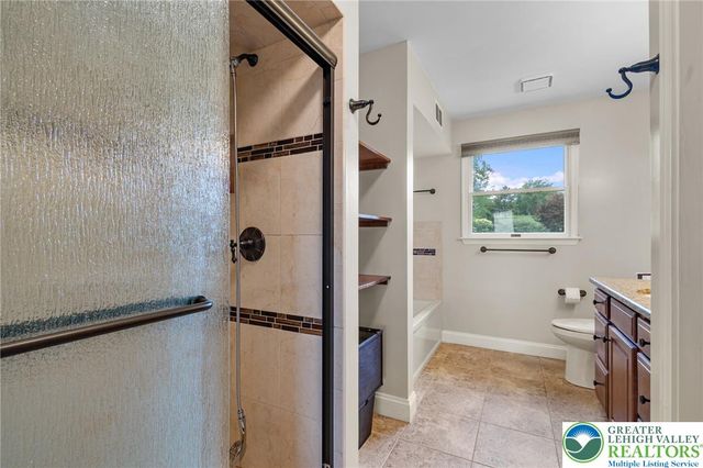 2011 Wooded Ridge Circle, Weisenberg Twp, PA 18051