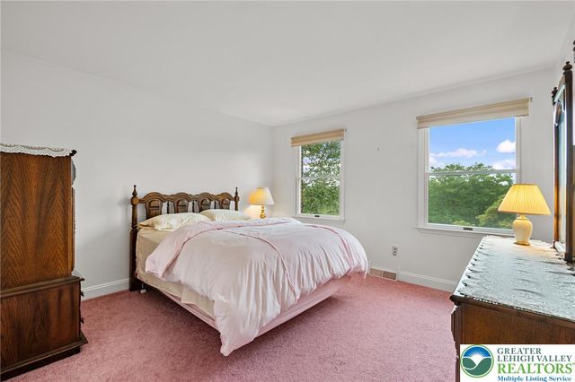 2011 Wooded Ridge Circle, Weisenberg Twp, PA 18051