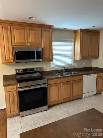 1133 Wimbledon Road, Charlotte, NC 28209