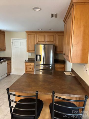 1133 Wimbledon Road, Charlotte, NC 28209