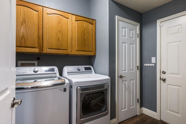 8432 Manuel Cia Place NE, Albuquerque, NM 87122