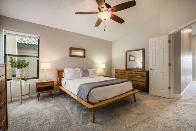 8432 Manuel Cia Place NE, Albuquerque, NM 87122