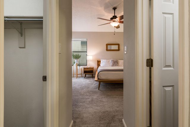 8432 Manuel Cia Place NE, Albuquerque, NM 87122