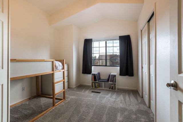 8432 Manuel Cia Place NE, Albuquerque, NM 87122