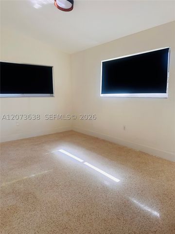 17521 NE 4th Ave, Miami, FL 33162
