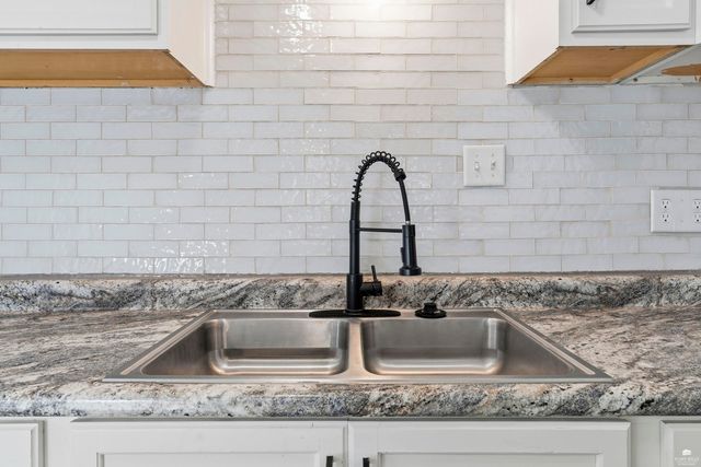 640 Frey Drive, Manhattan, KS 66502