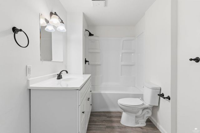 640 Frey Drive, Manhattan, KS 66502