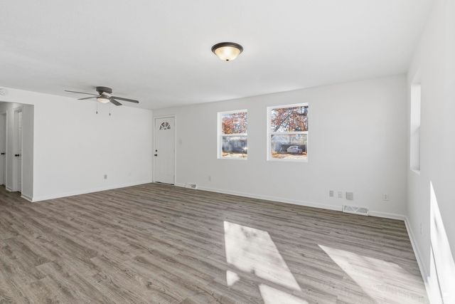 640 Frey Drive, Manhattan, KS 66502