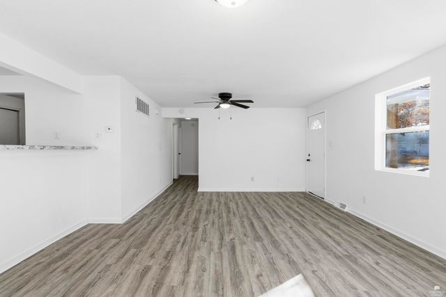 640 Frey Drive, Manhattan, KS 66502