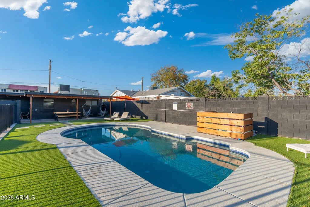 2635 E CLARENDON Avenue, Phoenix, AZ 85016 — photo 4