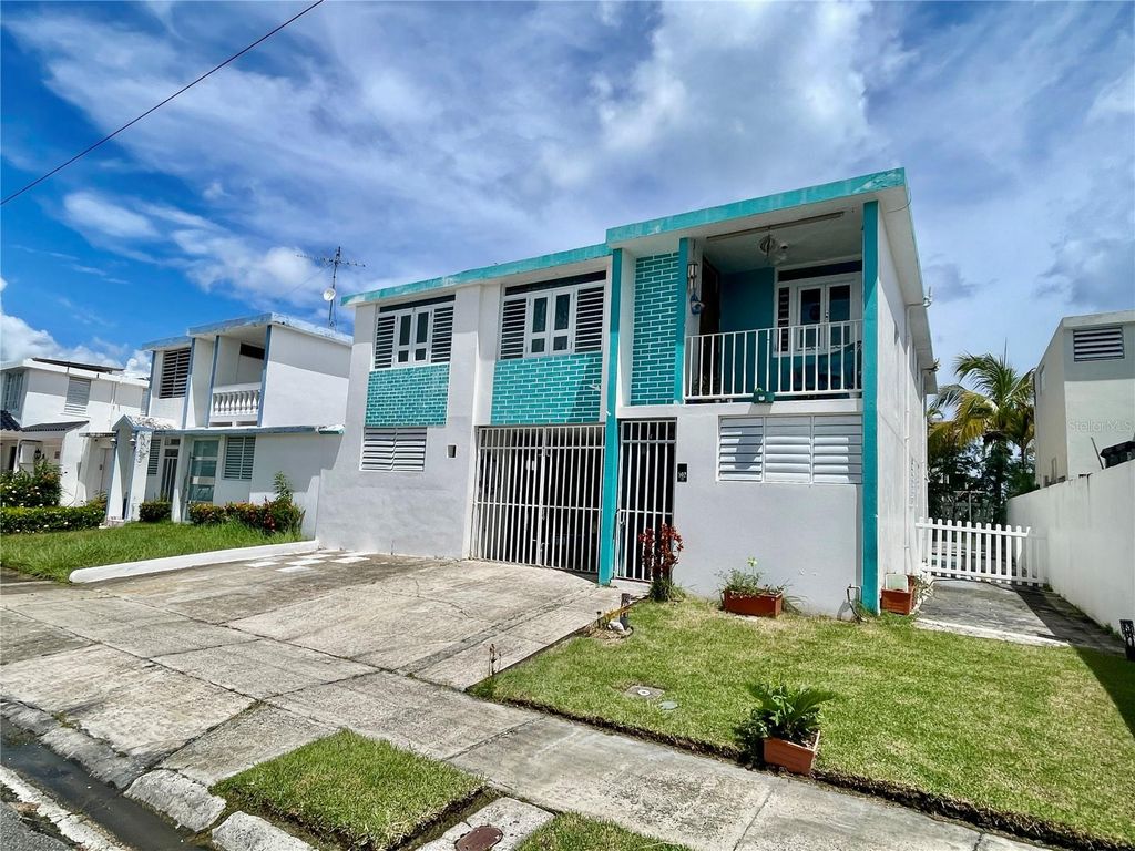 303 CORAL STREET E-20, Rio Grande, PR 00745