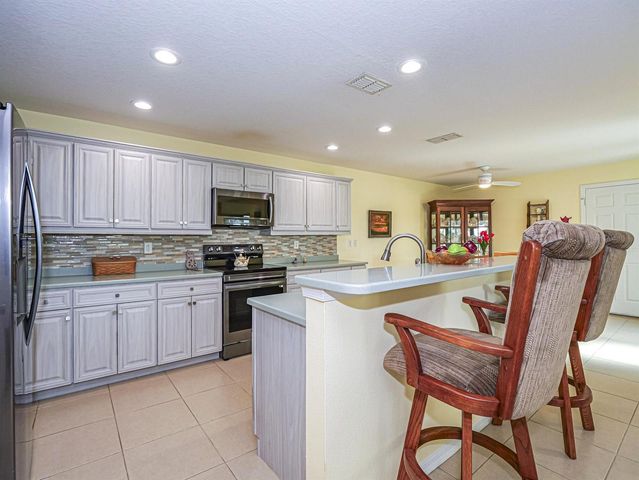 1838 Pointe West Way, Vero Beach, FL 32966