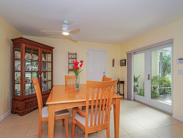 1838 Pointe West Way, Vero Beach, FL 32966