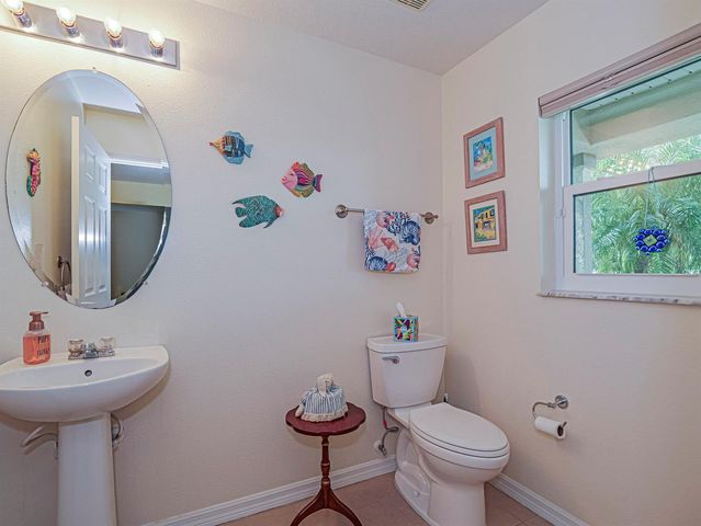 1838 Pointe West Way, Vero Beach, FL 32966