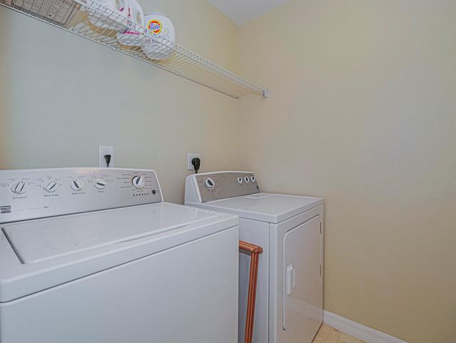 1838 Pointe West Way, Vero Beach, FL 32966