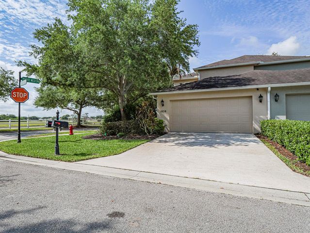 1838 Pointe West Way, Vero Beach, FL 32966