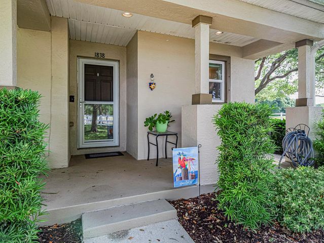 1838 Pointe West Way, Vero Beach, FL 32966