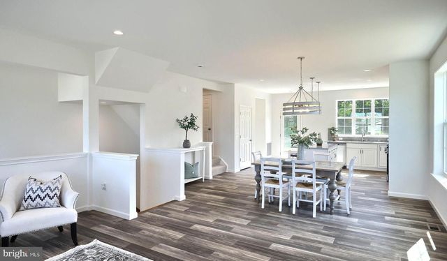 67 GLENN VW, Carlisle, PA 17013