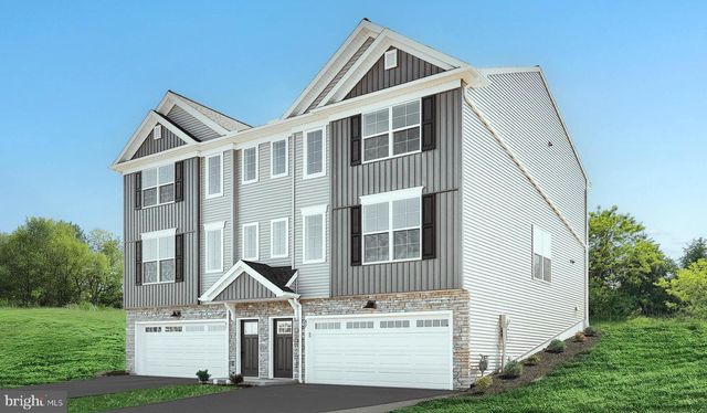 67 GLENN VW, Carlisle, PA 17013