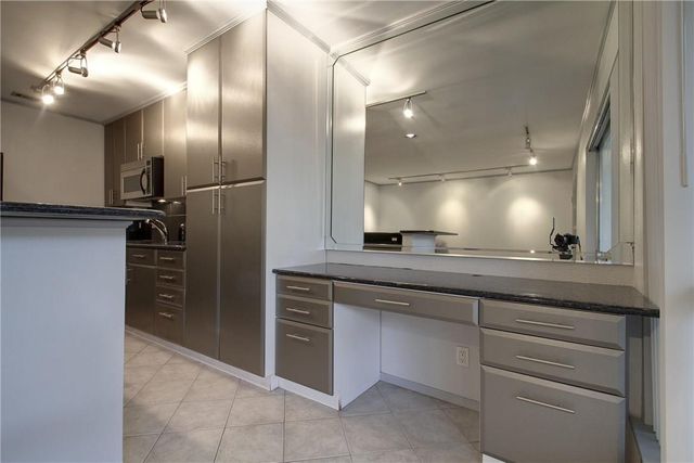 500 E Riverside DR 136, Austin, TX 78704