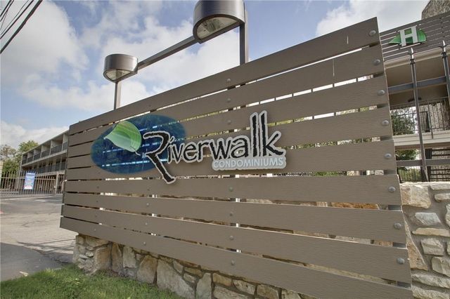 500 E Riverside DR 136, Austin, TX 78704