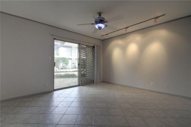 500 E Riverside DR 136, Austin, TX 78704