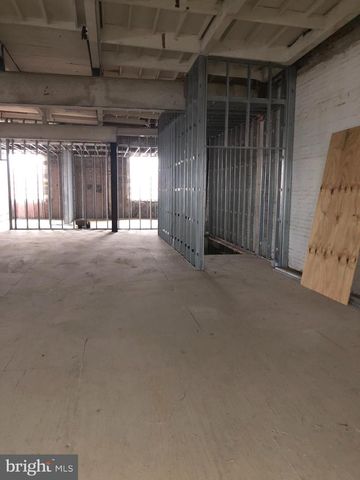 860-62 N 40TH ST, Philadelphia, PA 19104