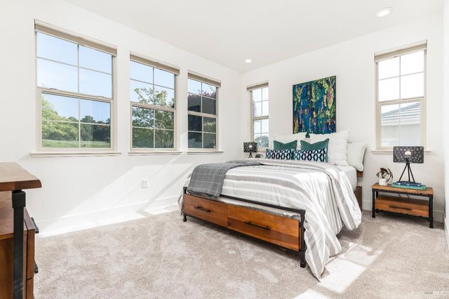 1554 Flagship Dr, Vallejo, CA 94592