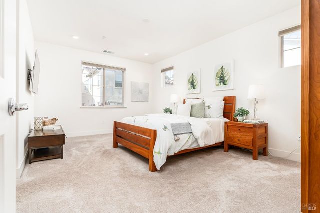 1554 Flagship Dr, Vallejo, CA 94592