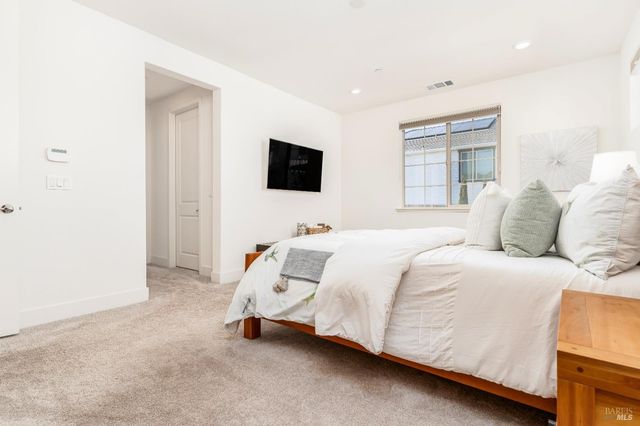 1554 Flagship Dr, Vallejo, CA 94592