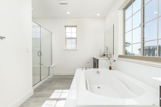 1554 Flagship Dr, Vallejo, CA 94592