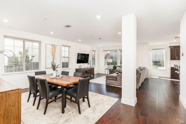 1554 Flagship Dr, Vallejo, CA 94592