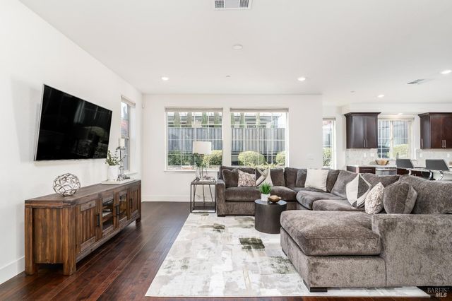 1554 Flagship Dr, Vallejo, CA 94592