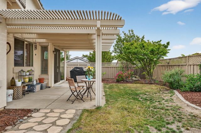 1250 Hillhaven Ln, Lincoln, CA 95648