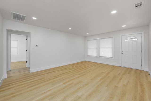 2033 Superior St, Stockton, CA 95206